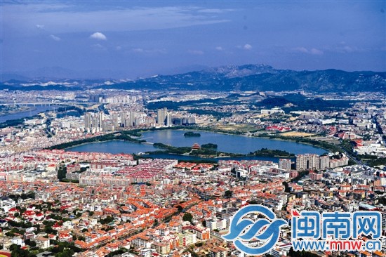 高空下，西湖公園、泉州博物館、閩臺緣博物館等構(gòu)筑